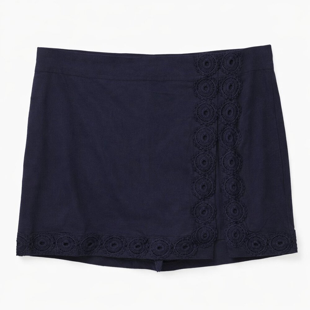 Crown & Ivy Navy Blue Eyelet Trim Skort Plus Size 18W Coastal Preppy Southern